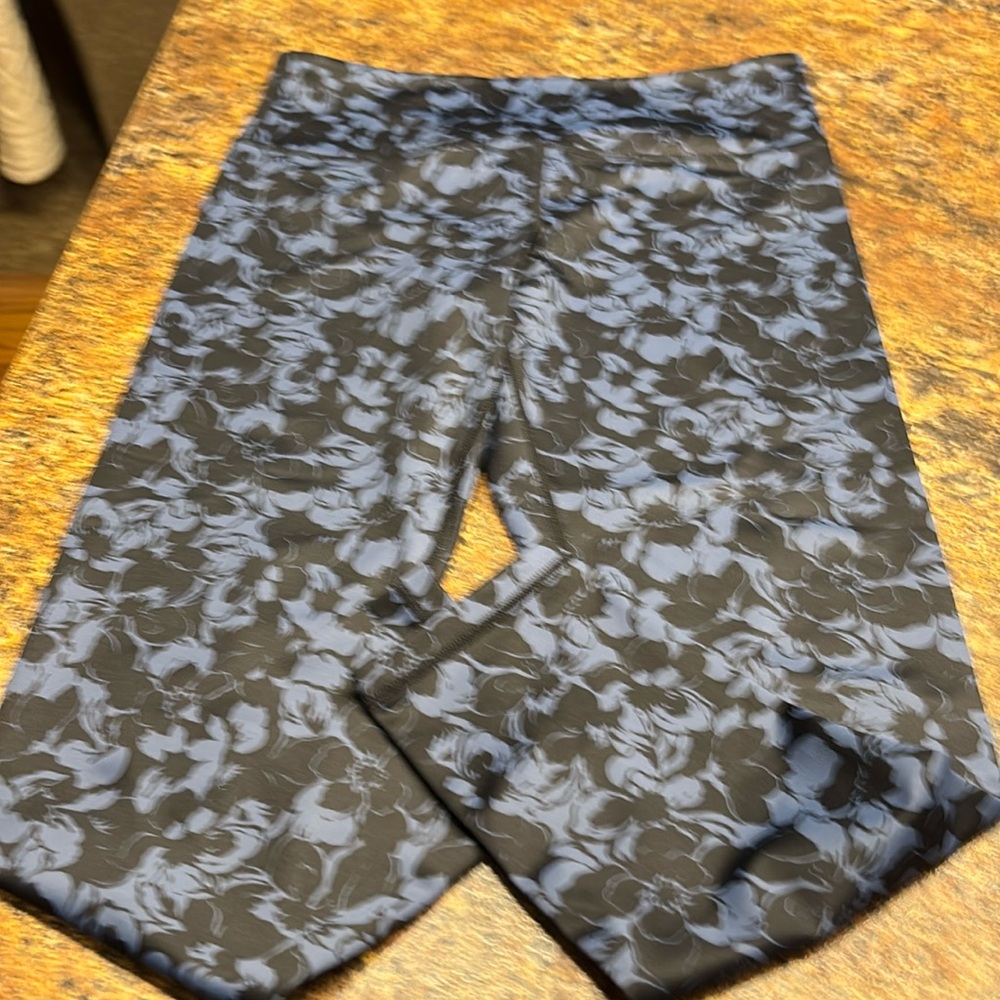 Zyia leggings